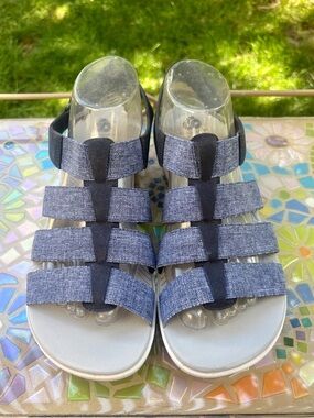 Clarks Cloudsteppers Arla Shaylie Navy Blue Slingback Comfort Sandal Sz 10 Wide